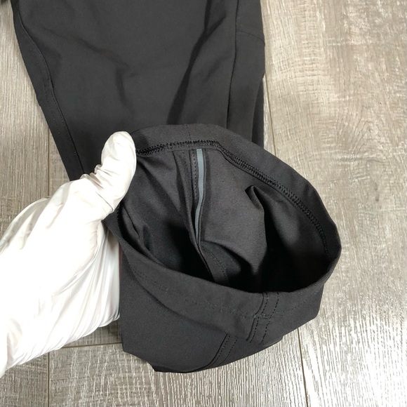 LULULEMON Men's ABC Classic Fit 5 Pocket Warpstreme Pant Black Size 36 - Picture 8 of 10